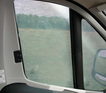 Preview: Sommermatte Screen für Renault Master ab Baujahr 04/2010
