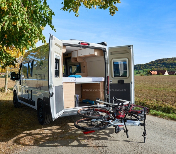 Uebler H31 S Fahrradträger 3 Räder für Kastenwagen